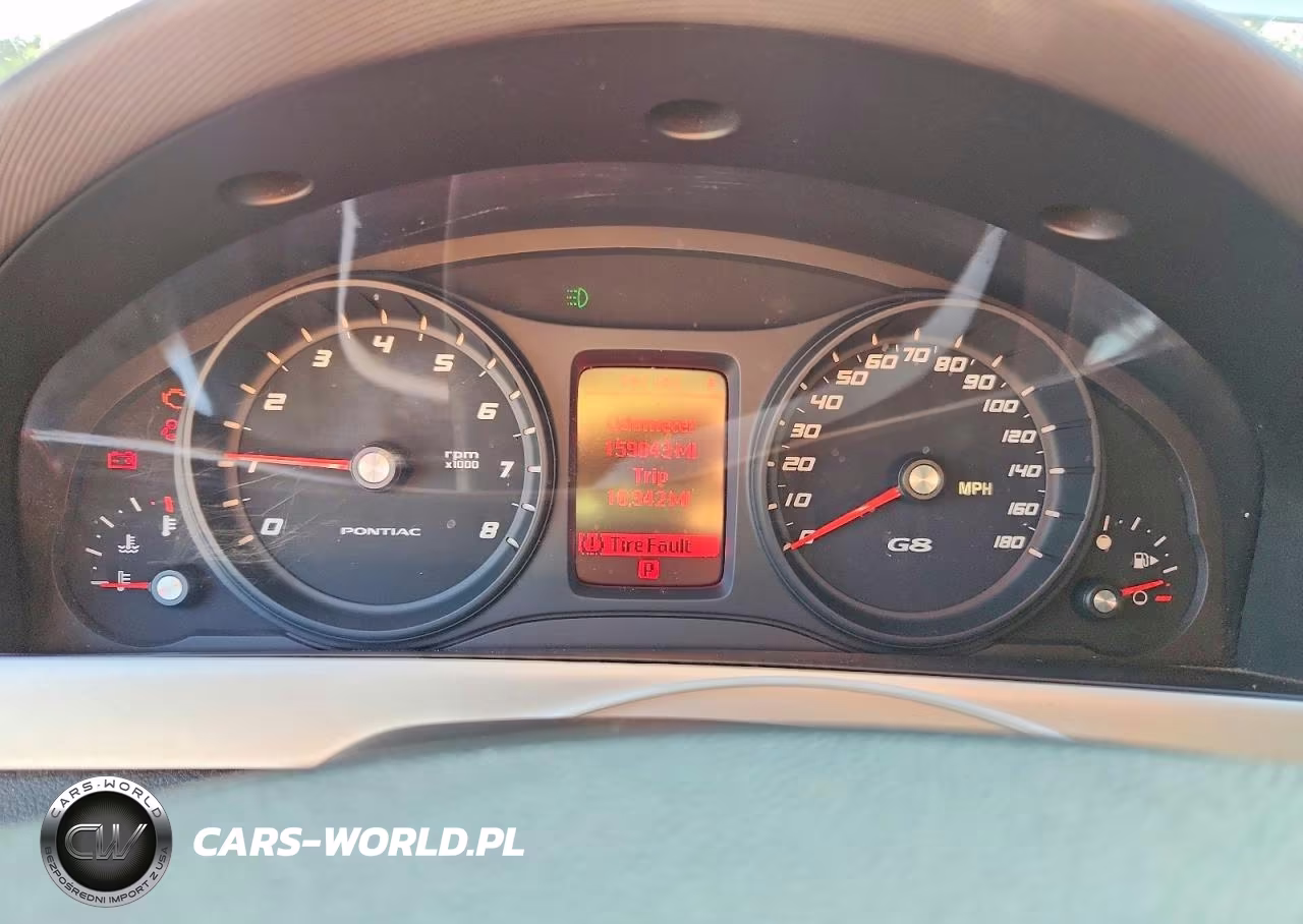 2009 Pontiac G8 VIN:6G2ER57719L224568 - 9