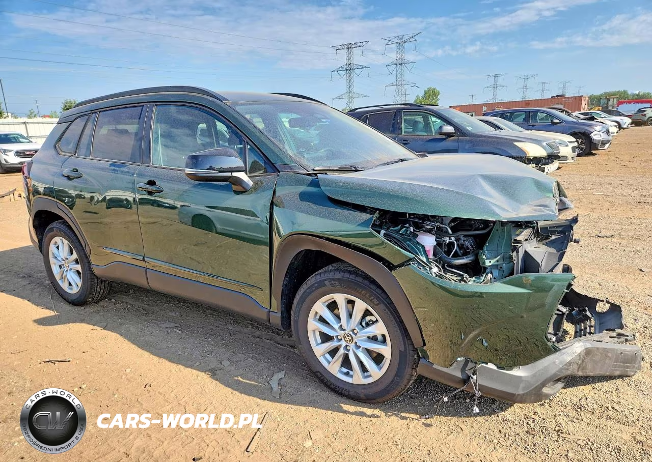 2026 Toyota Corolla Cross Le VIN:7MUCAABG3TV155532 - 4