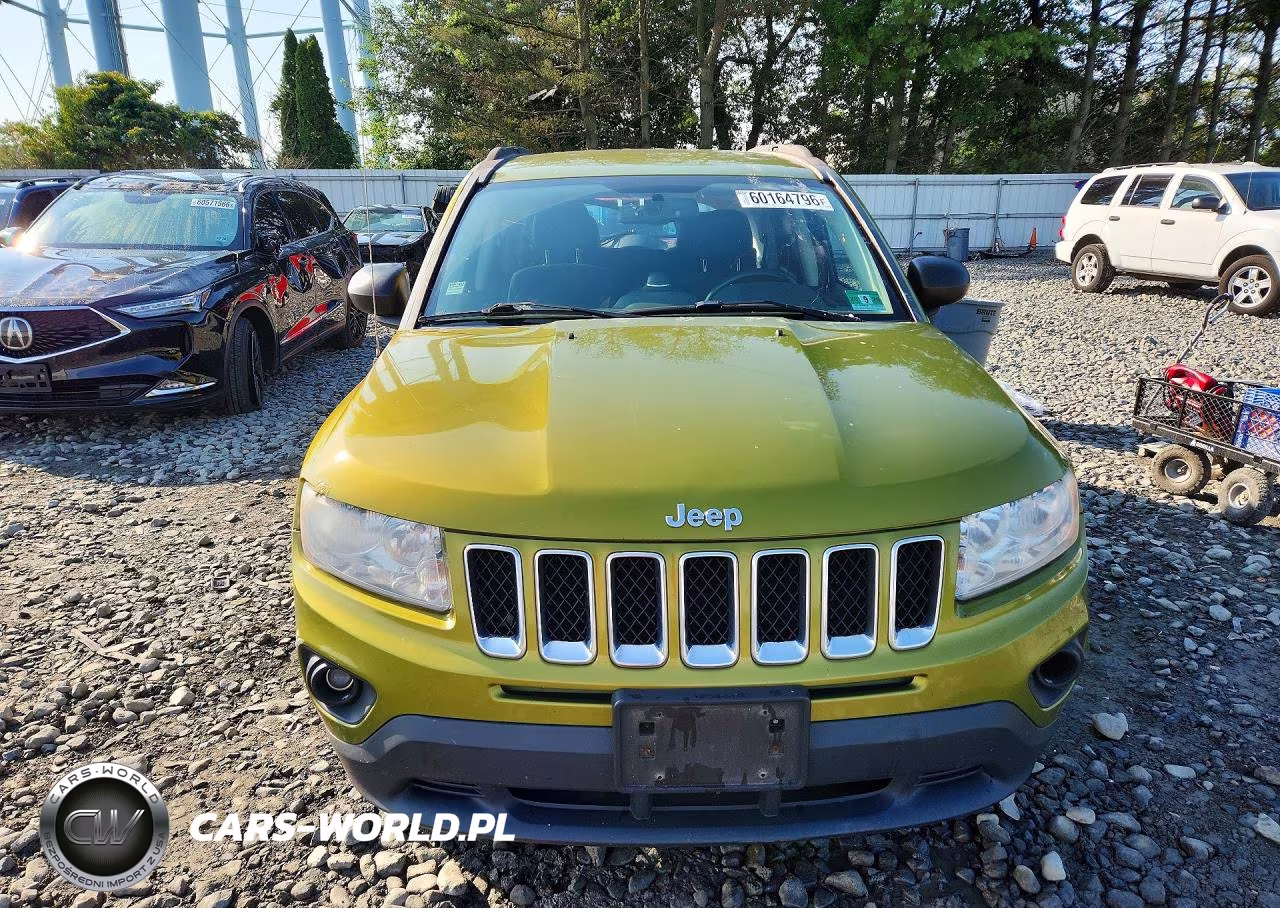 2012 Jeep Compass Latitude VIN:1C4NJDEB4CD655912 - 5