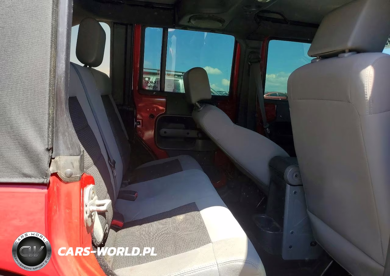 2009 Jeep Wrangler Unlimited X VIN:1J4GA39149L767302 - 10