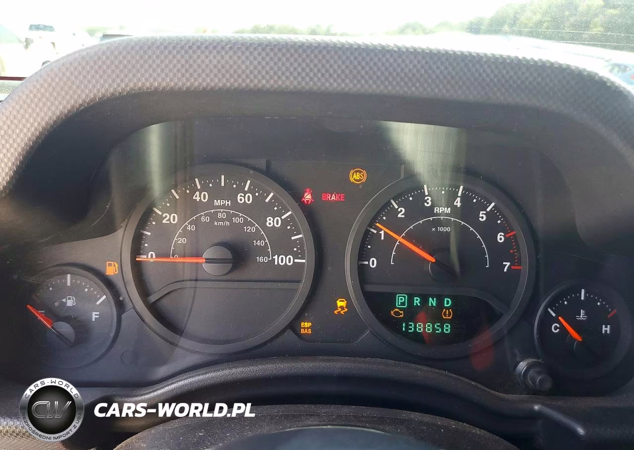 2009 Jeep Wrangler Unlimited X VIN:1J4GA39149L767302 - 9