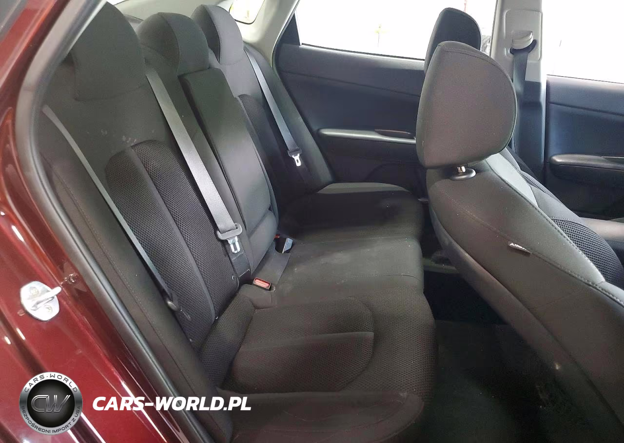 2019 Kia Optima Lx VIN:5XXGT4L39KG307154 - 10