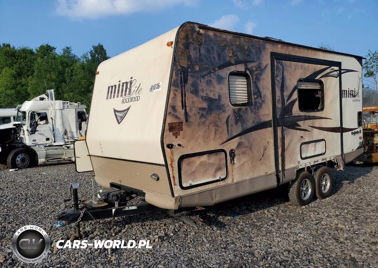 2017 Forest River Mini Lite Camper VIN:4X4TRLW21HD415680 - 2