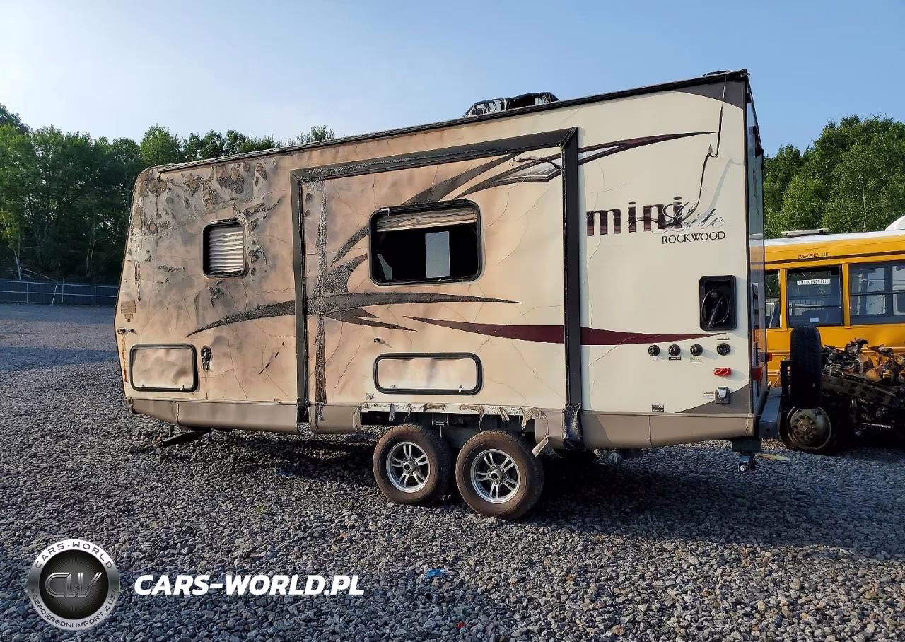 2017 Forest River Mini Lite Camper VIN:4X4TRLW21HD415680 - 3