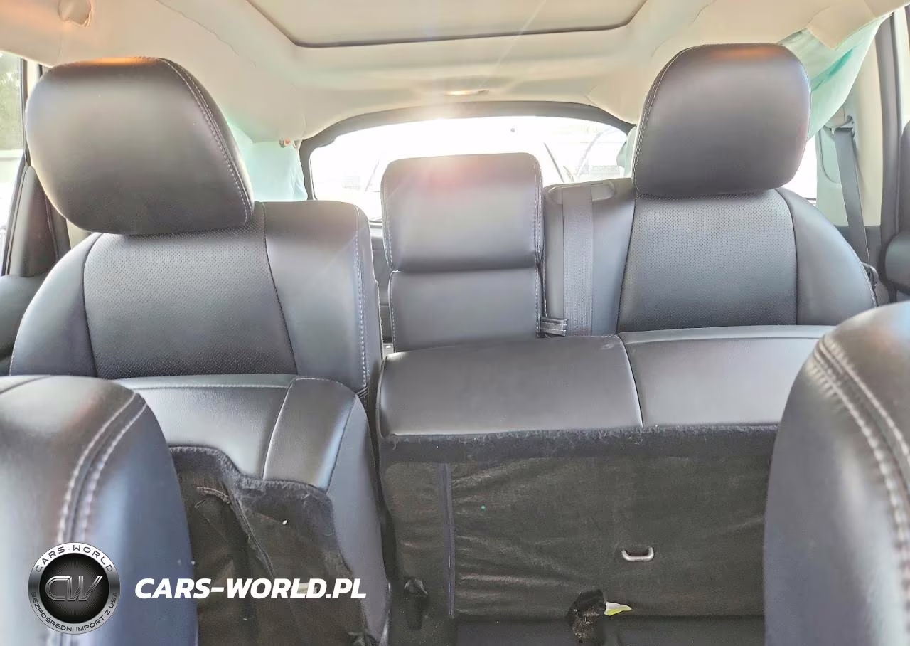 2020 Nissan Pathfinder Platinum VIN:5N1DR2DM9LC585711 - 10