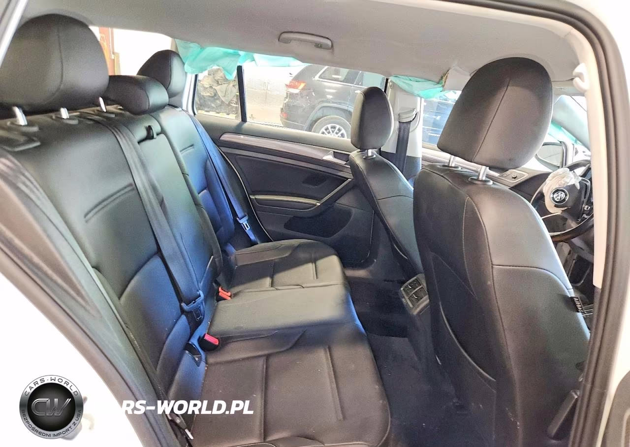 2018 Volkswagen Golf Alltrack S VIN:3VWH17AU5JM764058 - 11
