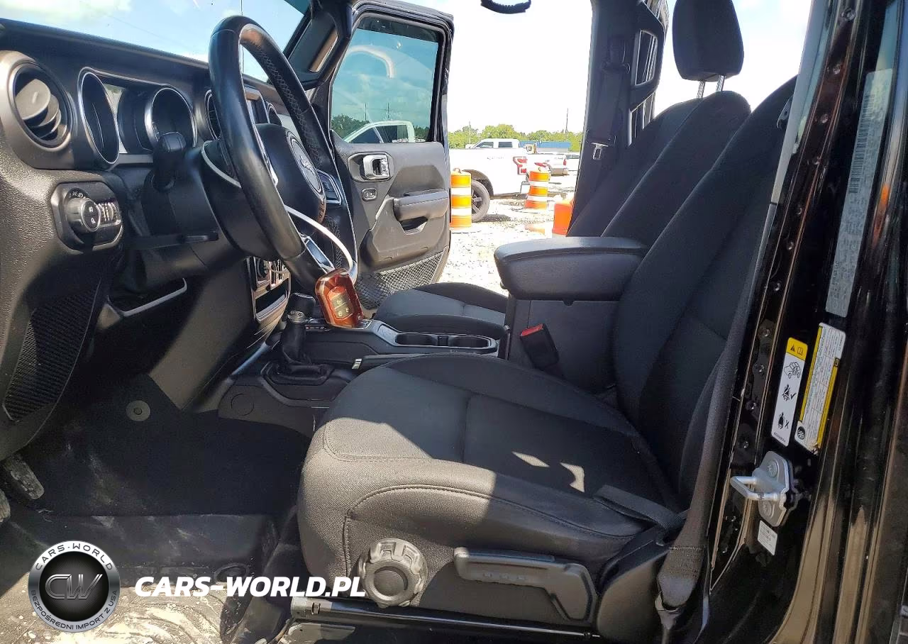 2020 Jeep Gladiator Sport VIN:1C6JJTAG2LL129852 - 7