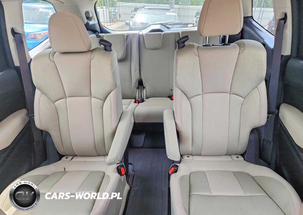 2025 Subaru Ascent Premium VIN:4S4WMADD8S3429918 - 10