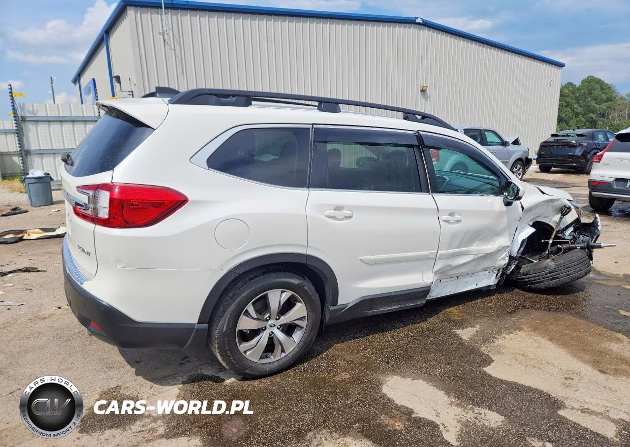 2025 Subaru Ascent Premium VIN:4S4WMADD8S3429918 - 3