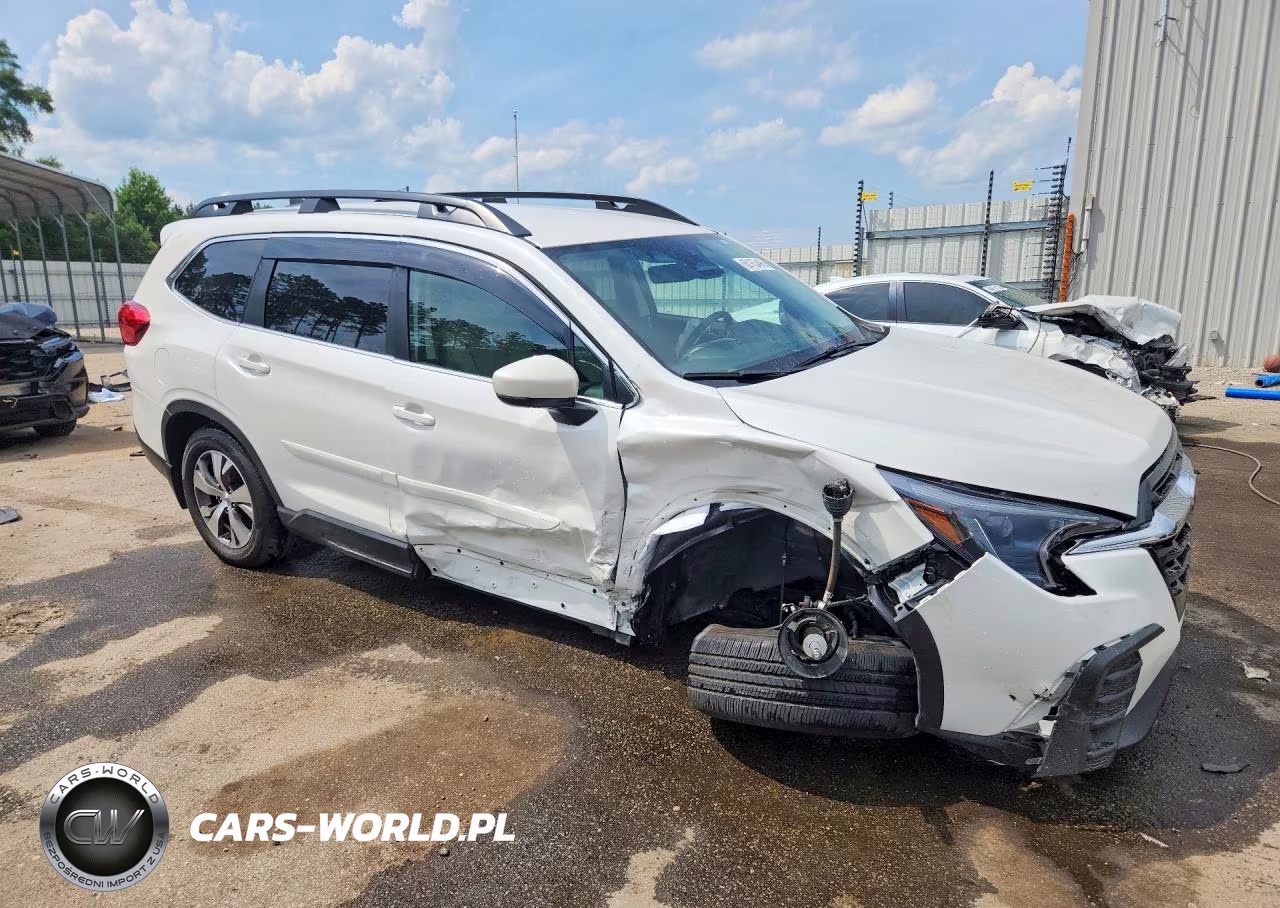 2025 Subaru Ascent Premium VIN:4S4WMADD8S3429918 - 4