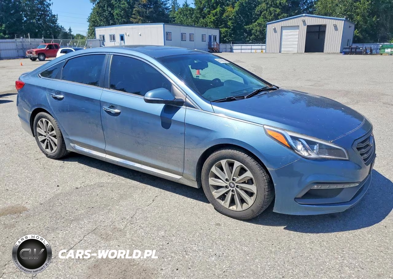 2016 Hyundai Sonata Sport VIN:5NPE34AF0GH430941 - 4