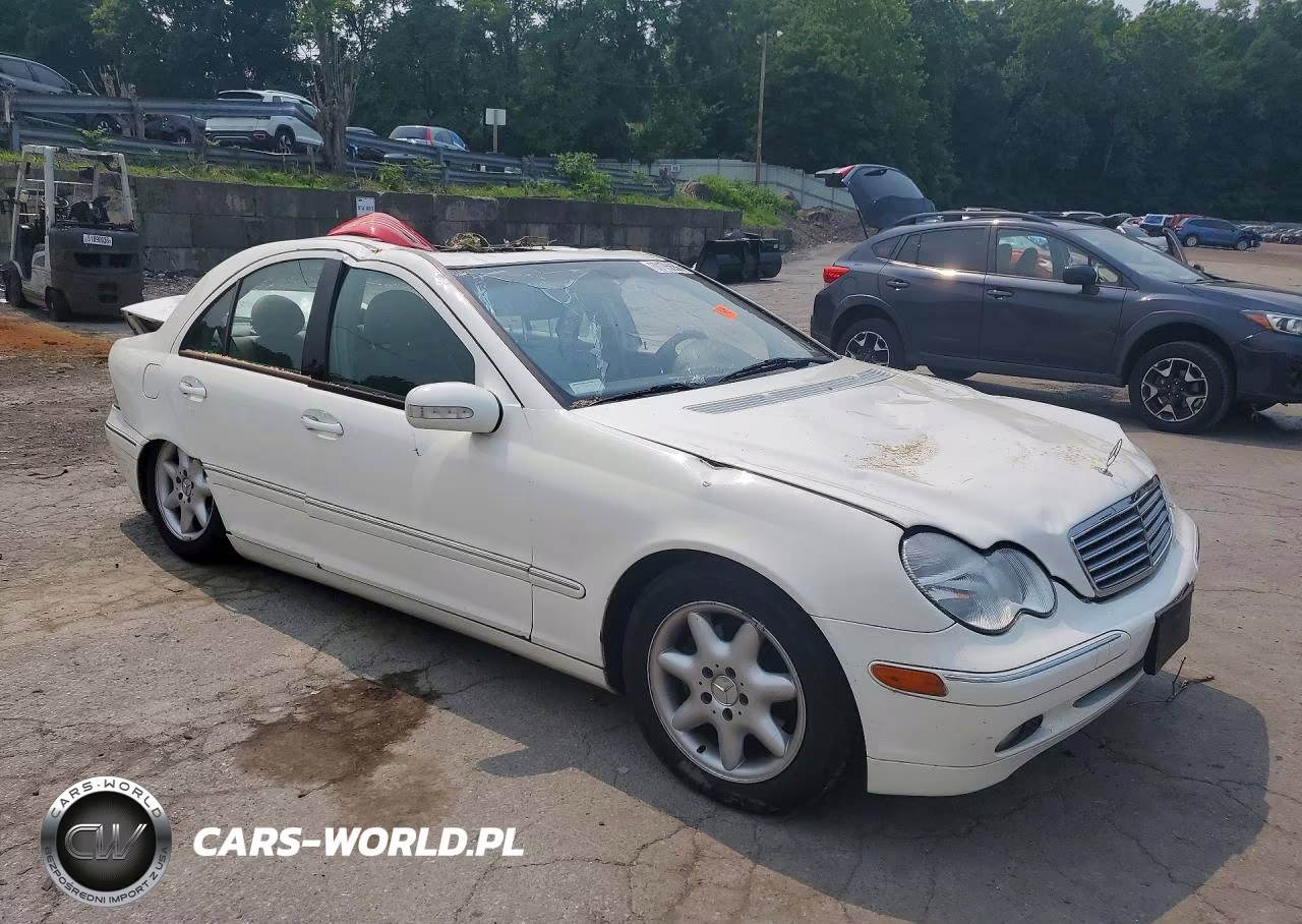 2003 Mercedes-Benz C 240 VIN:WDBRF61JX3F387849 - 4