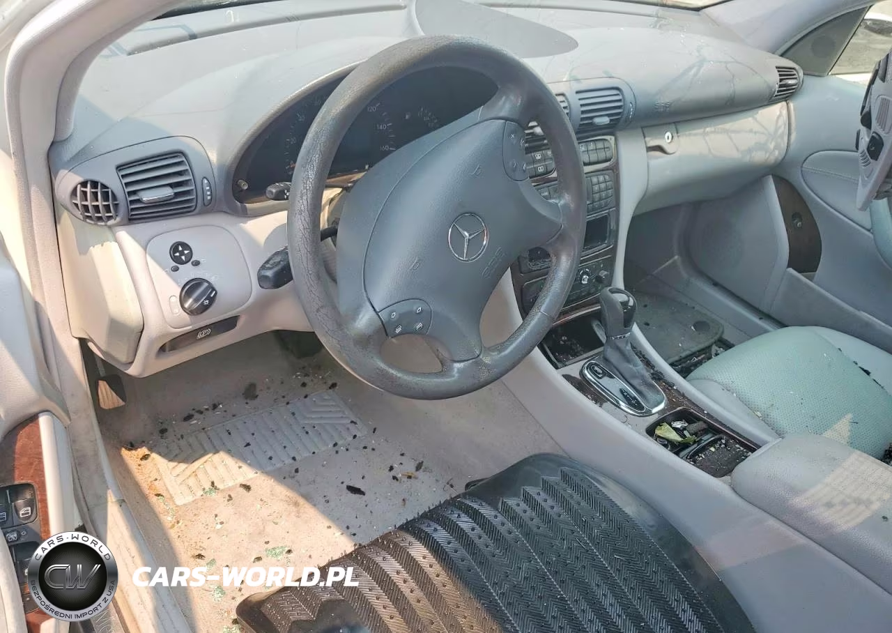 2003 Mercedes-Benz C 240 VIN:WDBRF61JX3F387849 - 8