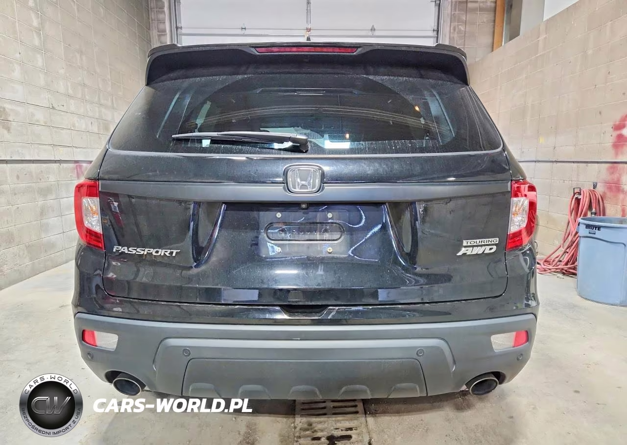 2020 Honda Passport Touring VIN:5FNYF8H97LB005334 - 6