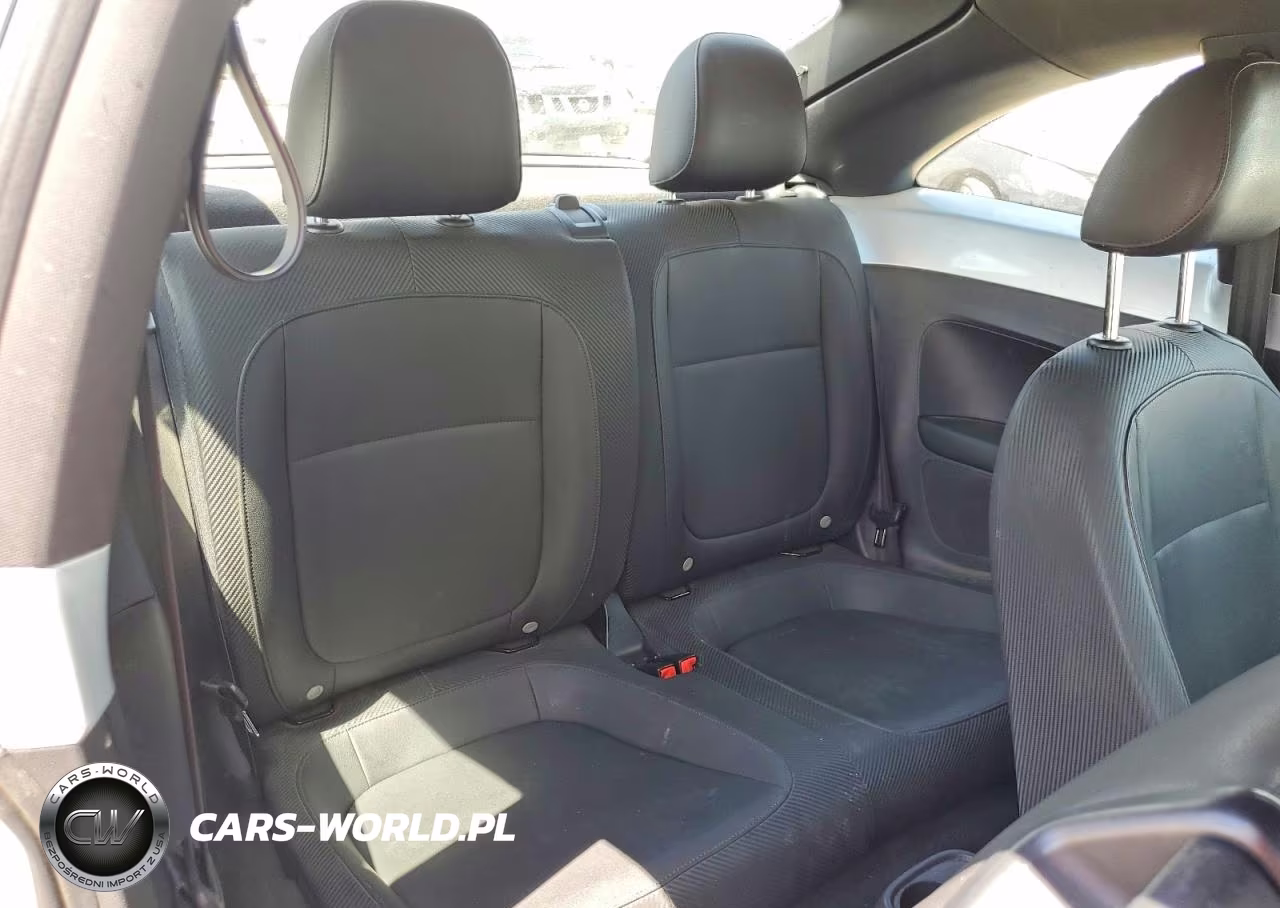 2013 Volkswagen Beetle VIN:3VWJX7AT8DM672776 - 10