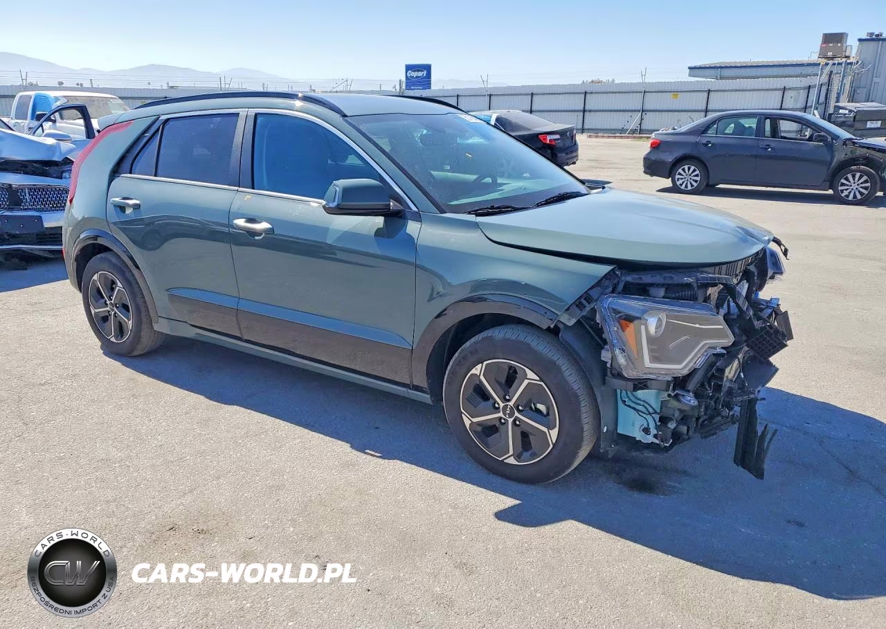 2025 Kia Niro Sx VIN:KNDCT3LE4S5267418 - 4