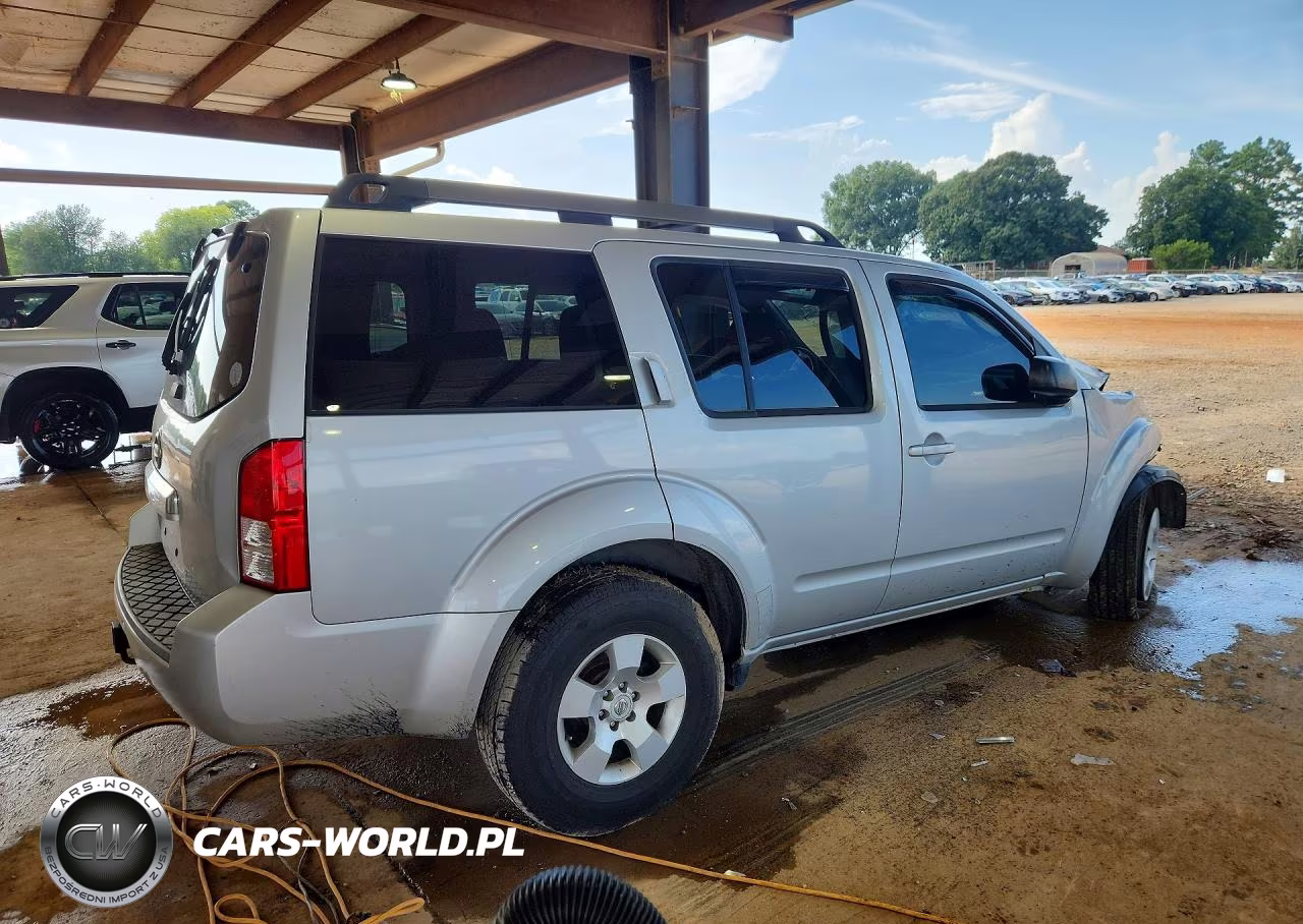 2012 Nissan Pathfinder S VIN:5N1AR1NN7CC612716 - 3