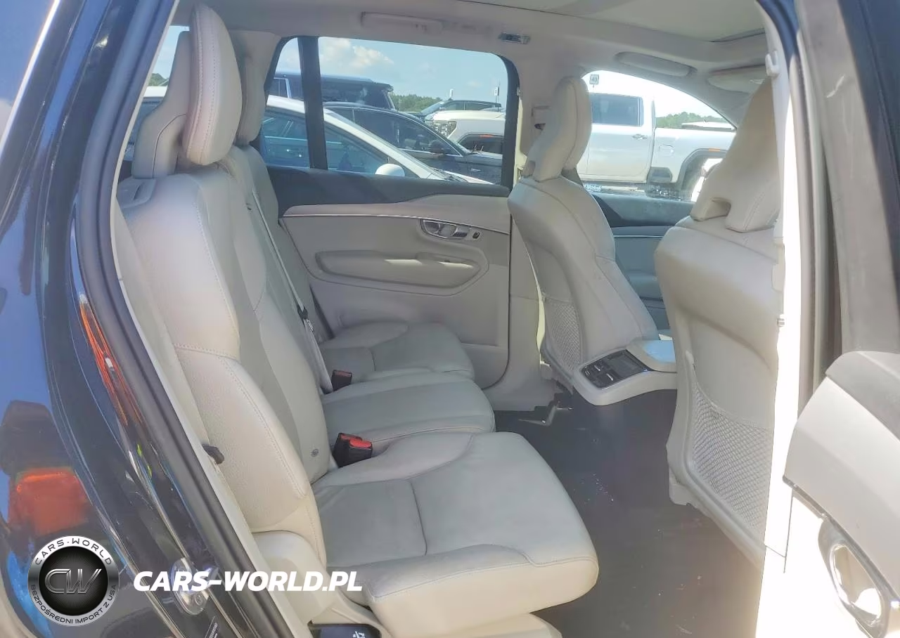 2022 Volvo Xc90 T5 Momentum VIN:YV4102CK6N1854969 - 11