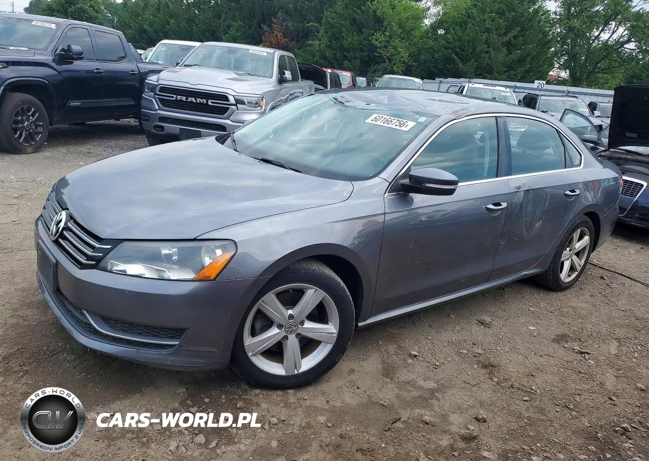 2013 Volkswagen Passat Se – zdjęcie 1 z 12