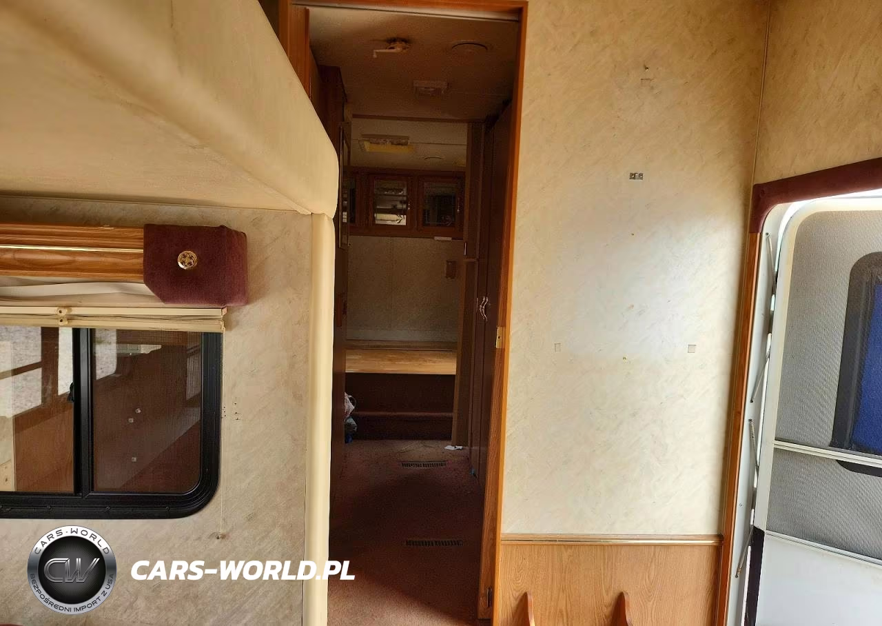 1996 Sunny Brook Camper VIN:4UBBS0P27T1W04471 - 5