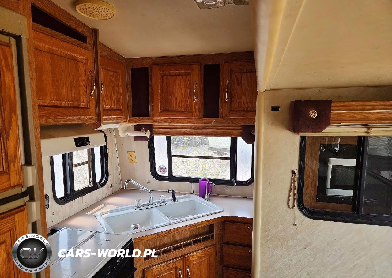 1996 Sunny Brook Camper VIN:4UBBS0P27T1W04471 - 6