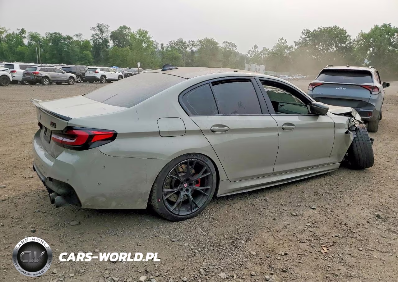 2021 BMW M5 VIN:WBS83CH04MCG40583 - 3