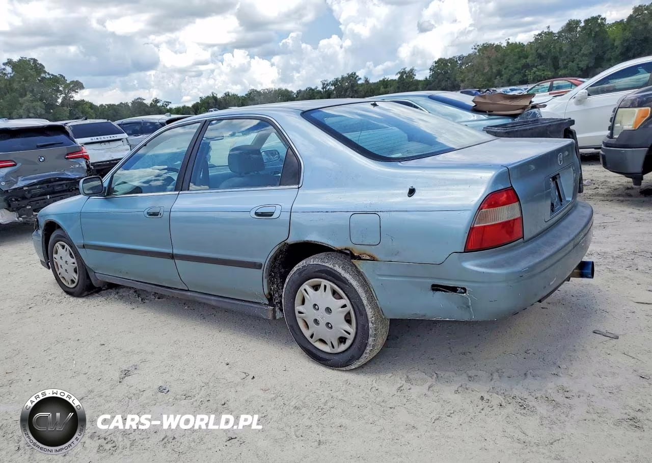 1995 Honda Accord Lx VIN:1HGCD563XSA095018 - 2