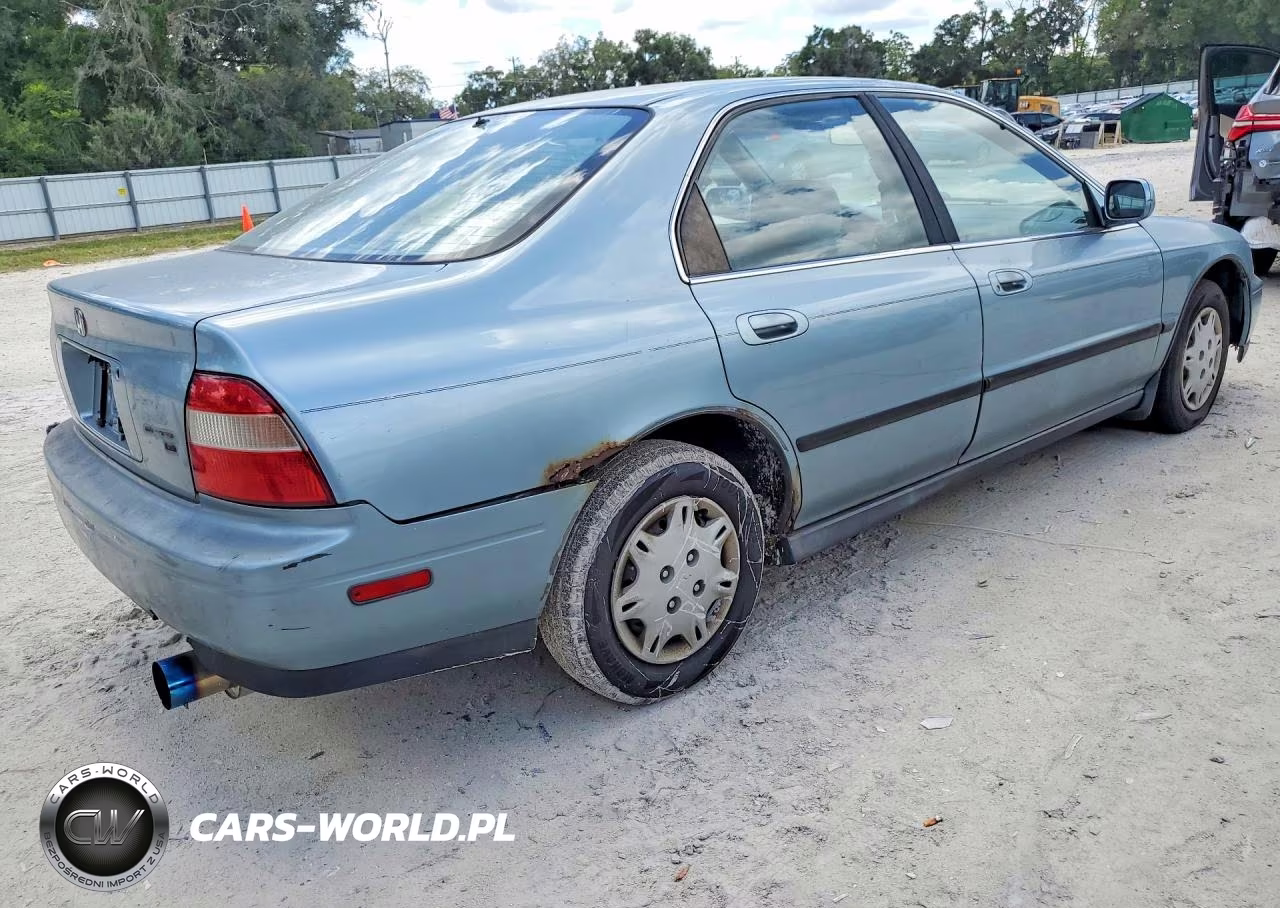 1995 Honda Accord Lx VIN:1HGCD563XSA095018 - 3