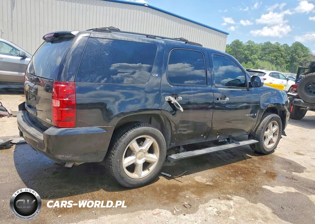 2007 Chevrolet Tahoe K1500 VIN:1GNFK13067R309295 - 3