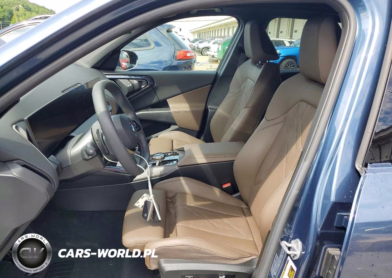 2025 BMW X3 30 xDrive VIN:5UX53GP08S9Z75709 - 7