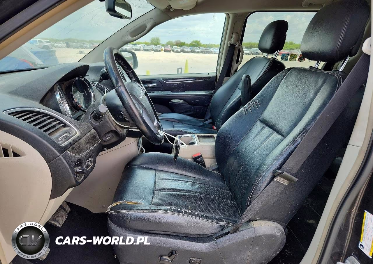 2012 Chrysler Town & Country Touring VIN:2C4RC1BG7CR226318 - 7