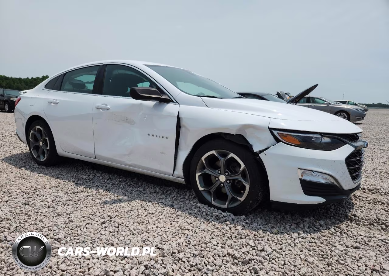2019 Chevrolet Malibu Rs VIN:1G1ZG5STXKF179244 - 4