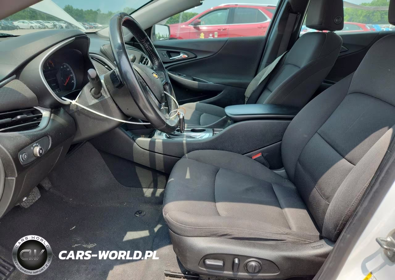 2019 Chevrolet Malibu Rs VIN:1G1ZG5STXKF179244 - 7