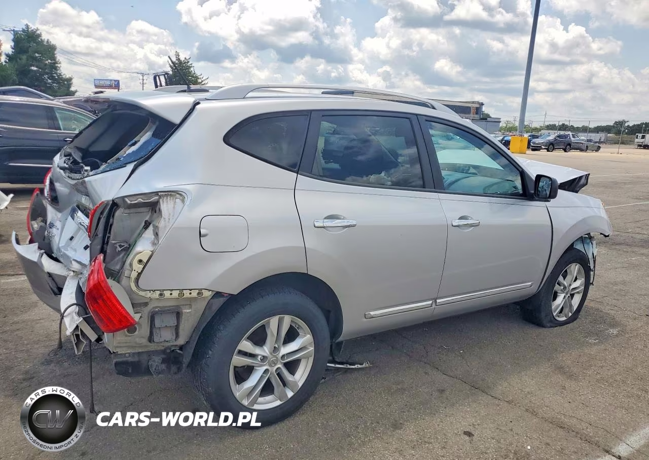 2015 Nissan Rogue Select S VIN:JN8AS5MV3FW254068 - 3