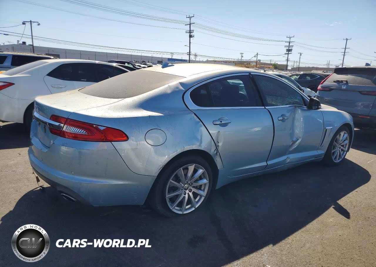 2013 Jaguar Xf VIN:SAJWA0ESXDPU02057 - 3