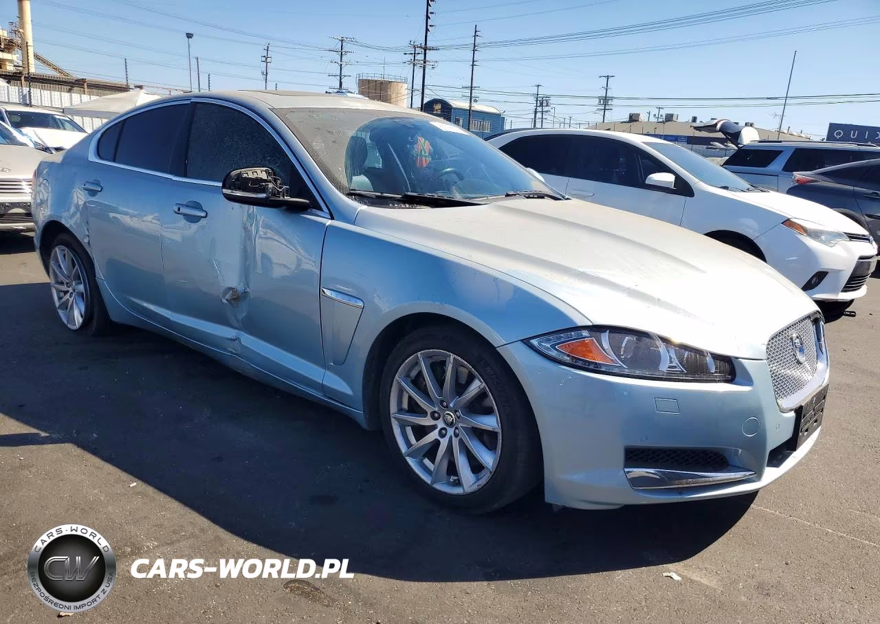 2013 Jaguar Xf VIN:SAJWA0ESXDPU02057 - 4