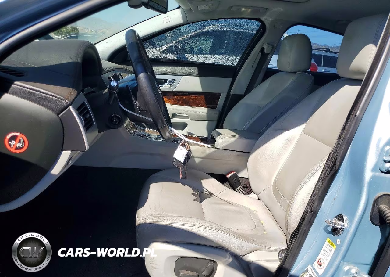 2013 Jaguar Xf VIN:SAJWA0ESXDPU02057 - 7