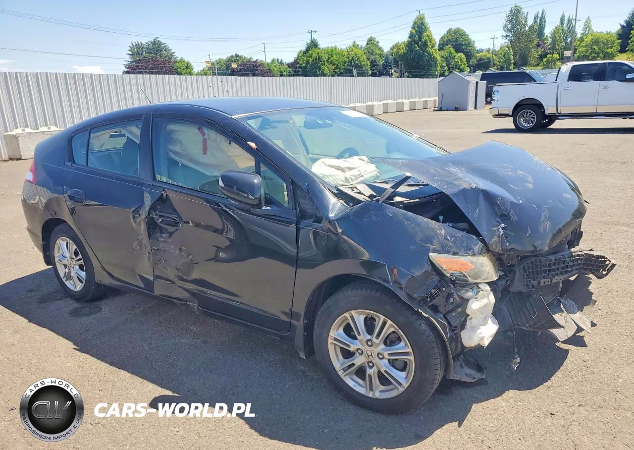 2010 Honda Insight VIN:JHMZE2H7XAS002199 - 4