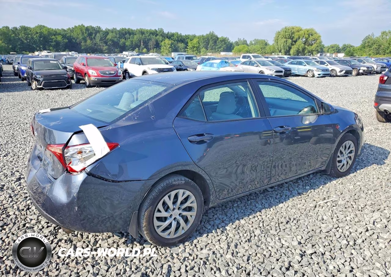 2019 Toyota Corolla VIN:2T1BURHE1KC179434 - 3