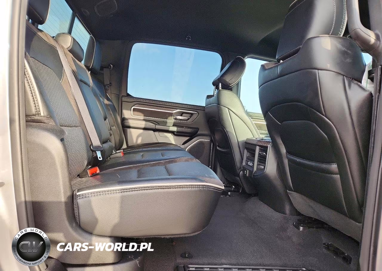 2026 Ram 1500 Laramie 4X4 5'7 Box VIN:1C6SRFJP3TN255513 - 10