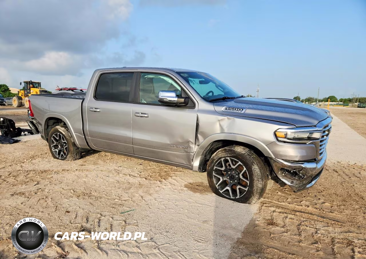 2026 Ram 1500 Laramie 4X4 5'7 Box VIN:1C6SRFJP3TN255513 - 4