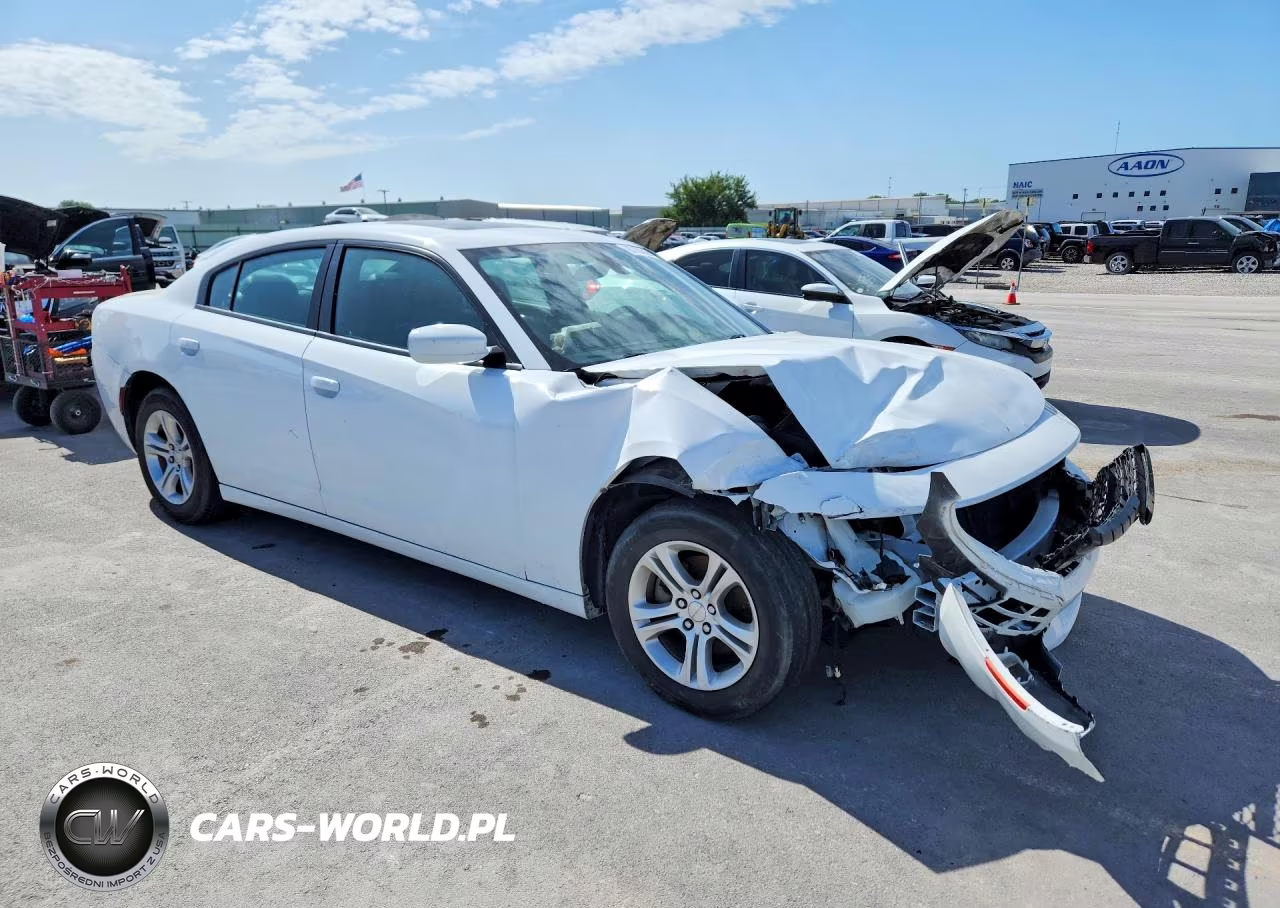 2022 Dodge Charger Sxt VIN:2C3CDXBG0NH201912 - 4