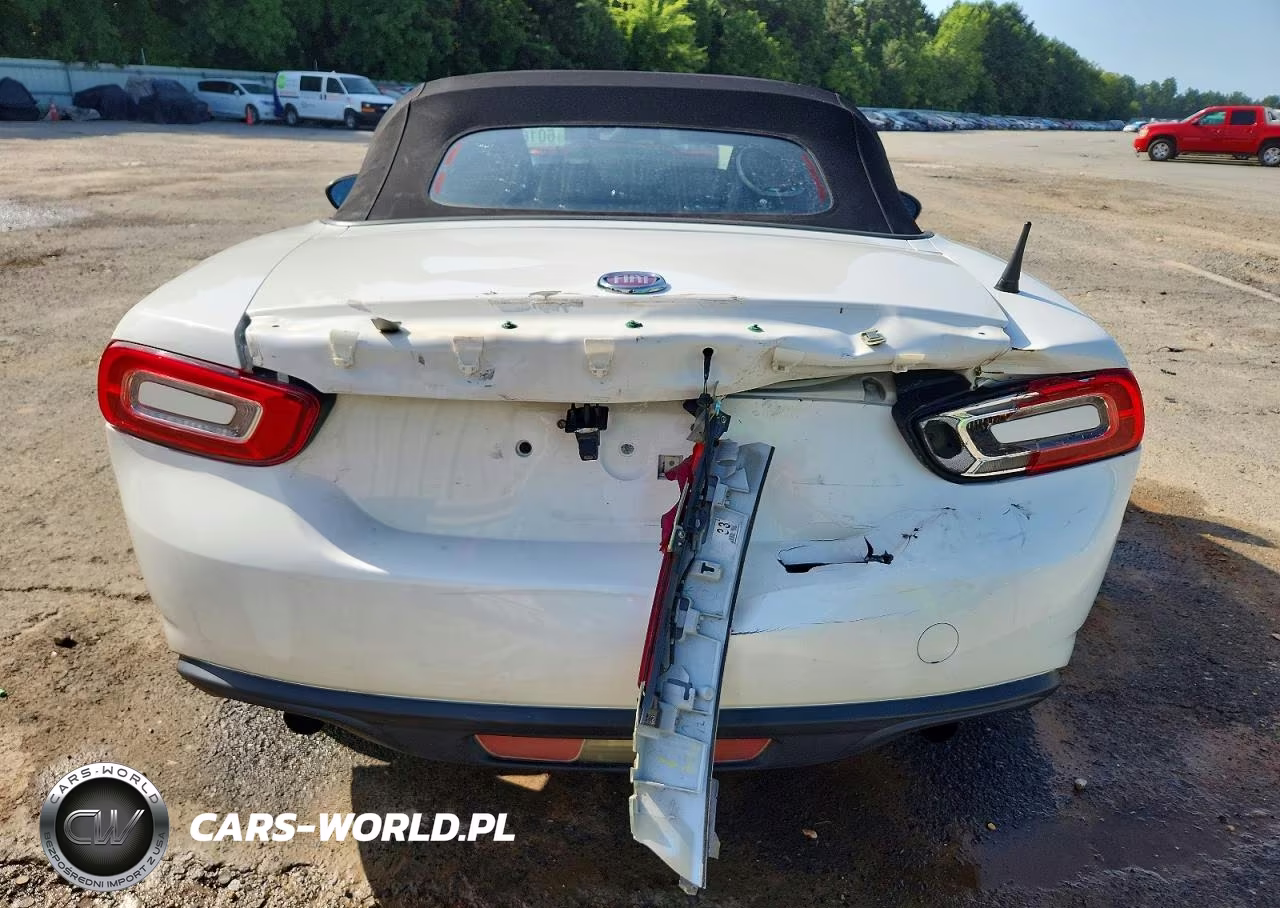 2018 Fiat 124 Spider Classica VIN:JC1NFAEK9J0135755 - 10