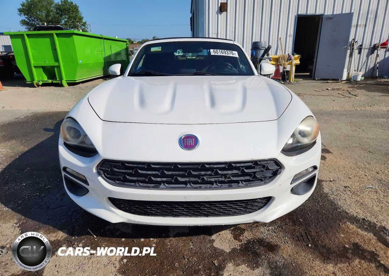 2018 Fiat 124 Spider Classica VIN:JC1NFAEK9J0135755 - 5