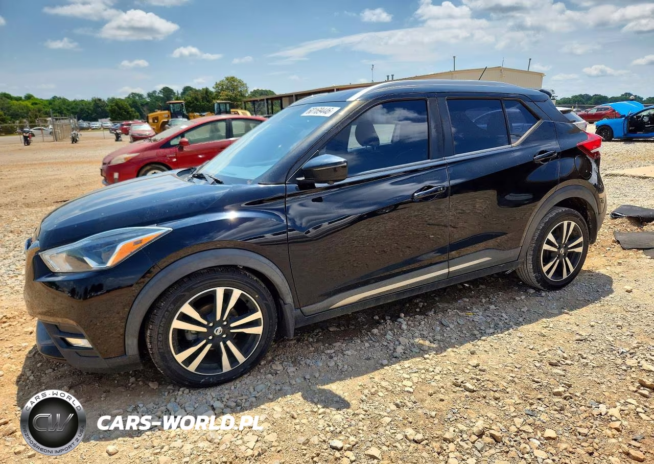2019 Nissan Kicks Sr