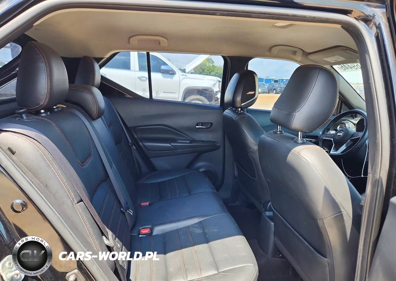 2019 Nissan Kicks Sr VIN:3N1CP5CU5KL541588 - 11
