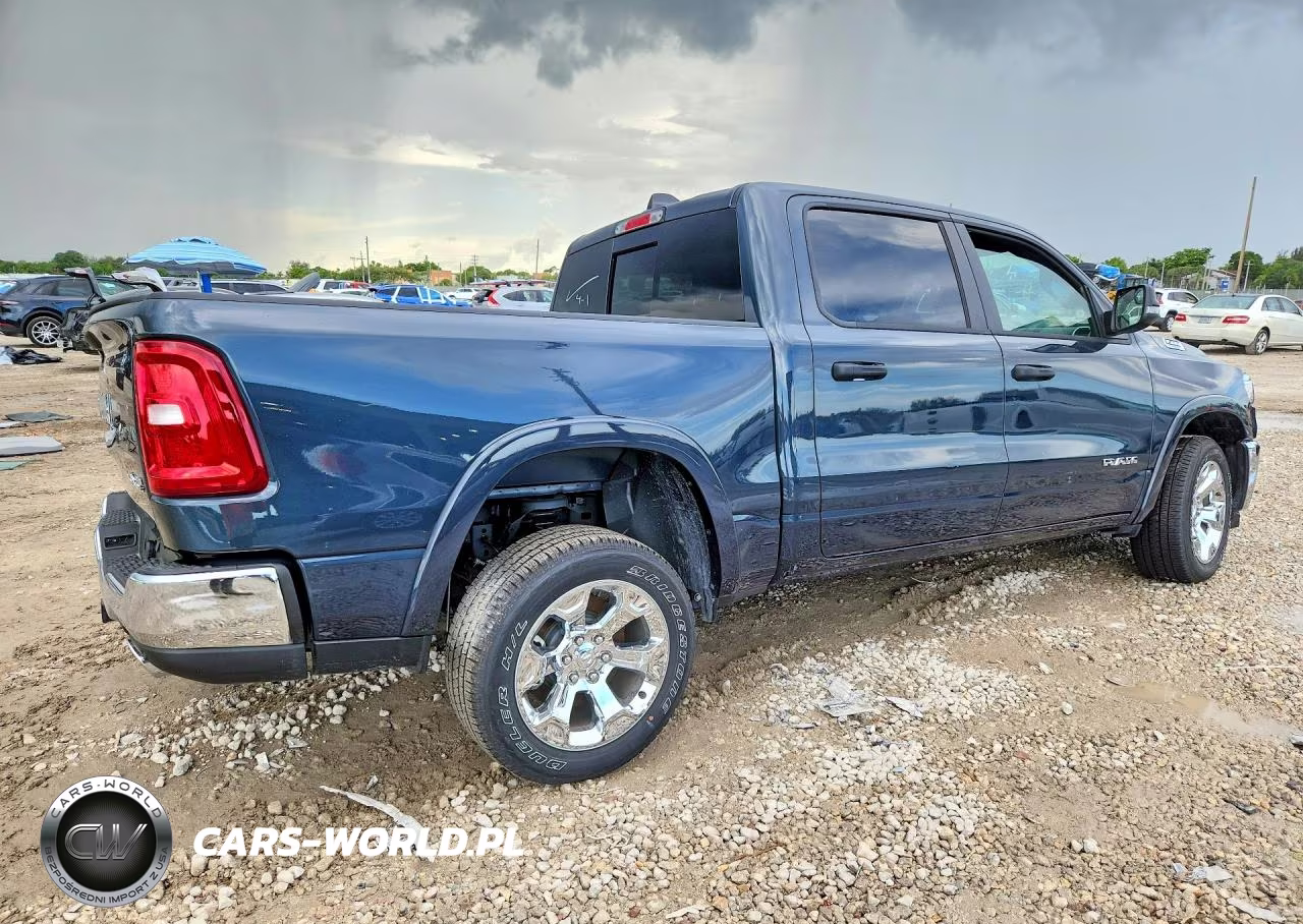 2026 Ram 1500 Big Horn 4X4 5'7 Box VIN:1C6SRFFP4TN254850 - 3