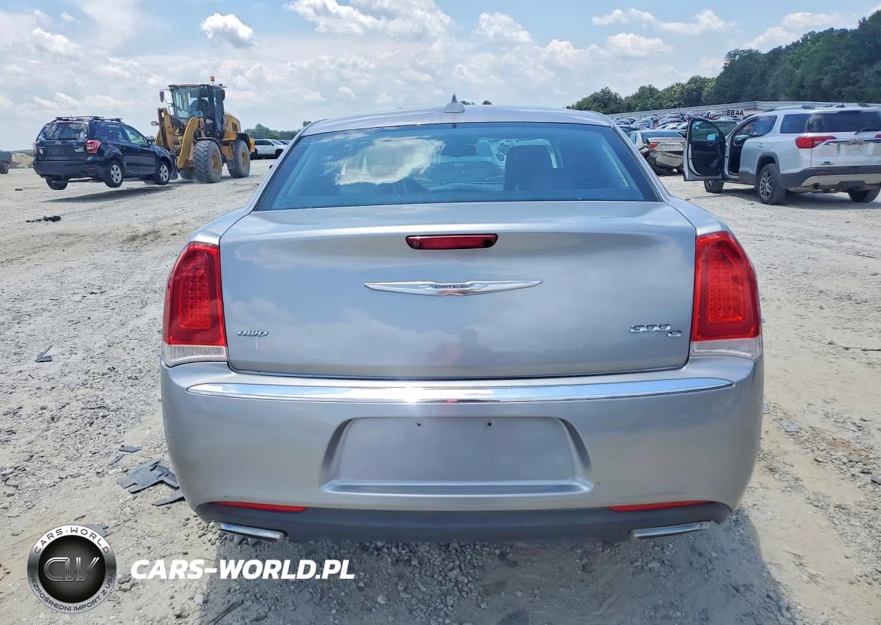 2016 Chrysler 300C VIN:2C3CCAKG3GH208498 - 6