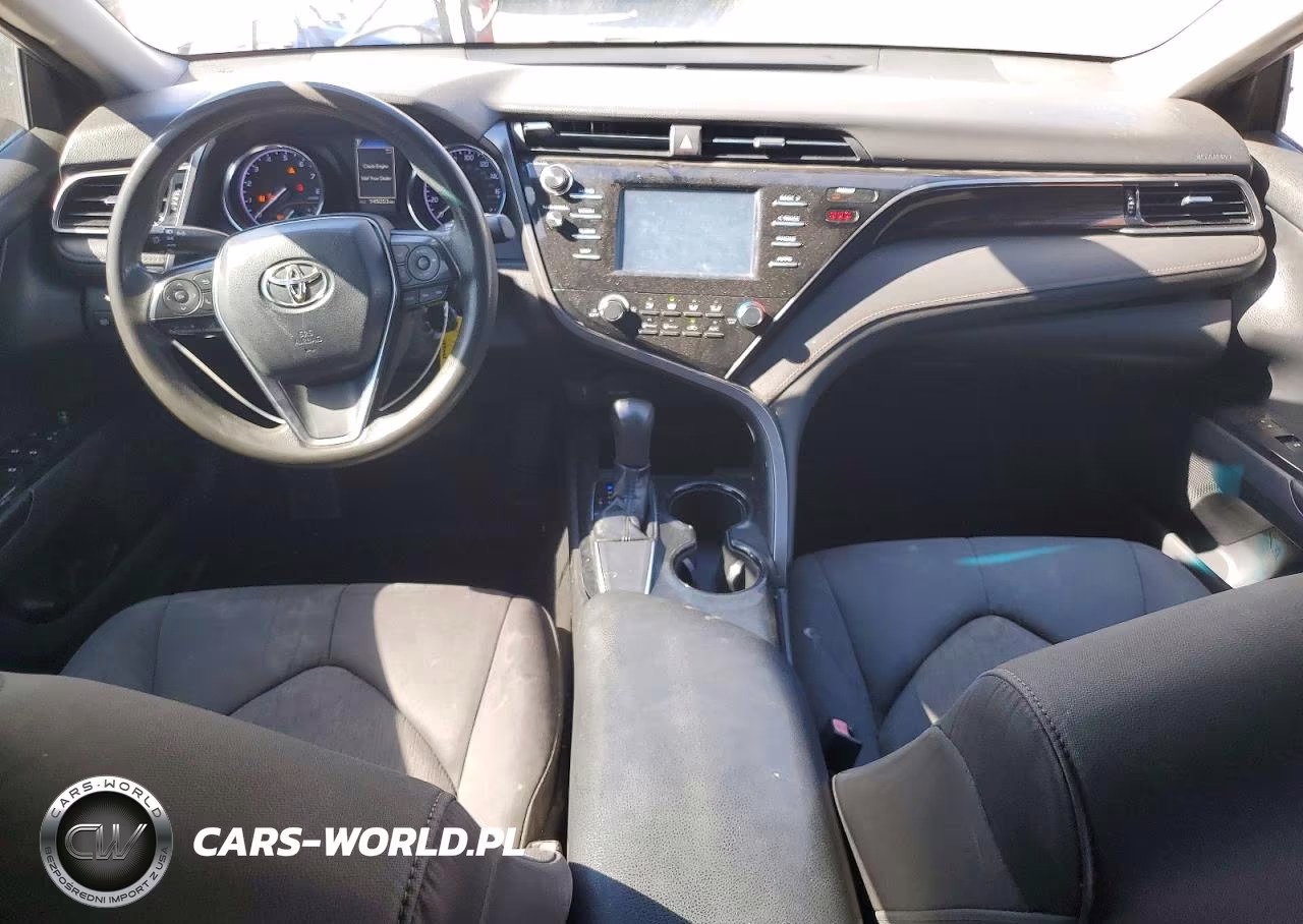 2019 Toyota Camry Le VIN:4T1B11HK6KU770843 - 8