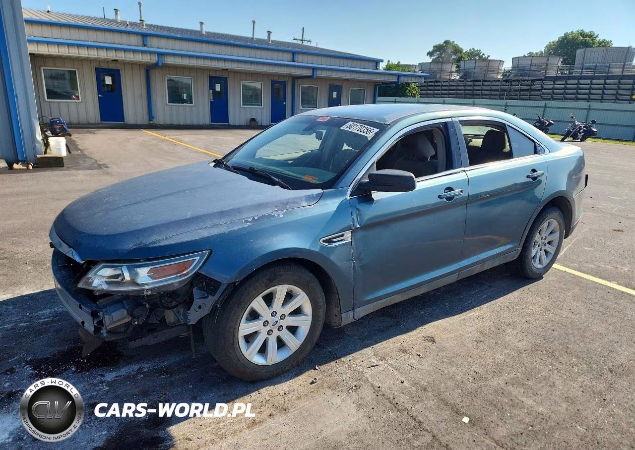2010 Ford Taurus Se